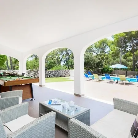 Cala Galdana Sleeps 9 Pool Air Con Wifi *